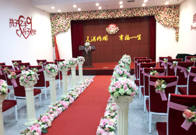 小巧温馨的酒店婚宴厅